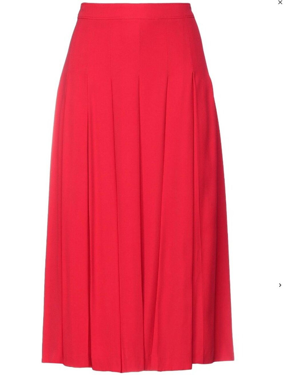 Pleated skirt